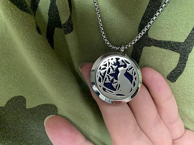 Aromatherapy Essential Oil Diffuser Necklace Stainless Steel lnspirational Locket Pendant(Cat)