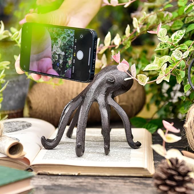 Sungmor Cast Iron Octopus Statue, Decorative Bookend, Cute Sculpture on Bookshelf or Desk, Creative Cell Phone Holder, Octopus Stand for Tablet, Black Brown