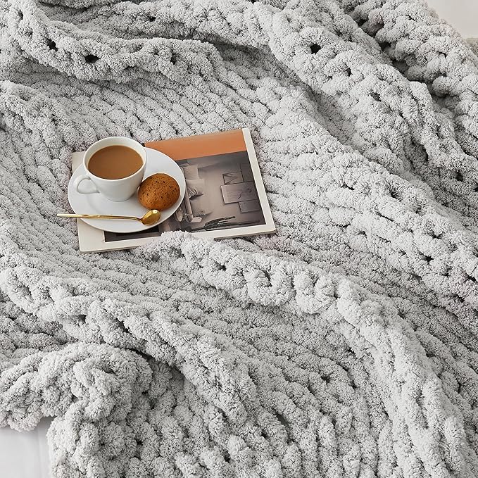 L'AGRATY Chunky Knit Blanket Throw: 80''x90'' Chenille Chunky Knitted Throw Blanket for Bed Couch - Handmade Thick Big Cable Knit Blankets - Large Crochet Rope Blankets for Home Decor(Grey)
