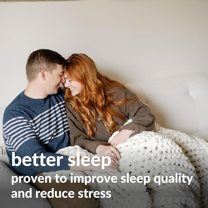 Nuzzie Chunky Knit Blanket - Breathable, Cooling, Hand Made Knit Throw Blanket for Sleep - Machine Washable, Stylish Decor Design (Cream, Throw | 12lbs | 44"x60")