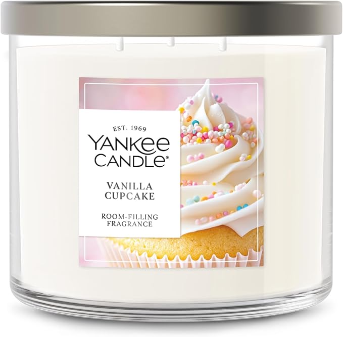 Yankee Candle 3 Wick Candle Jar, Scented Candle with up to 40 Hours of Burn Time, Premium Plant Wax Blend for Consistent Long Lasting Scent from First to Last Burn, Vanilla Cupcake