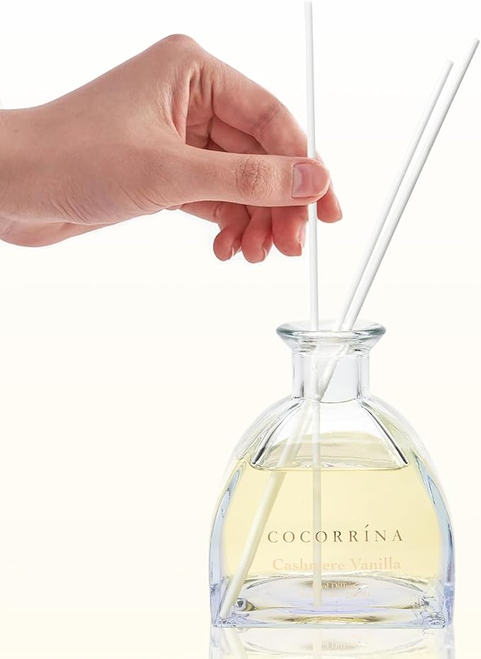 COCORRÍNA Reed Diffuser - 8.5 Oz Clean Linen Reed Diffuser with 8 Sticks for Home Bathroom Shelf Decor (Simple Luxe Collection)