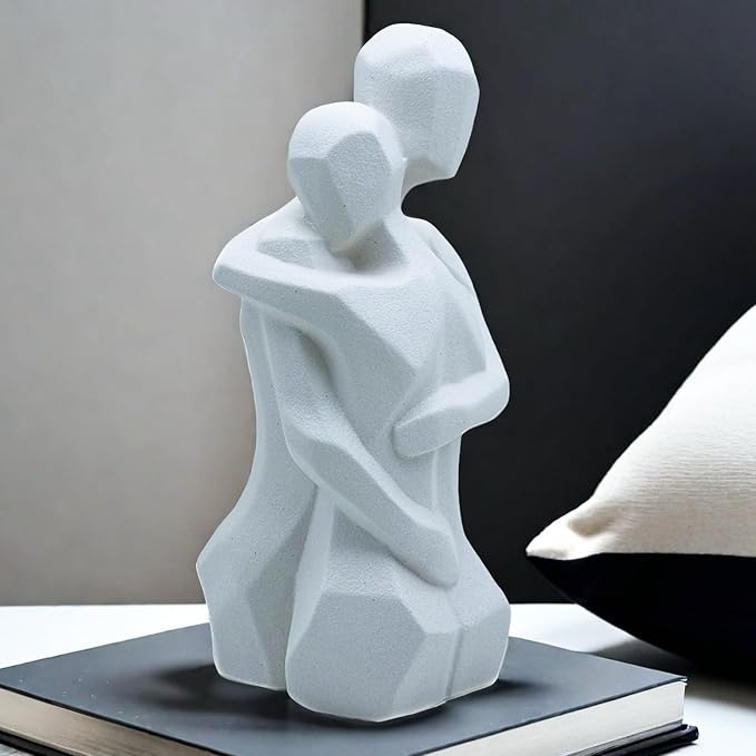 9.7 Inch Couple Sweethearts Lover Hug Ceramic Statue Figurine Sculpture Collectible Gifts for Office Home Decor Desk Accessories Decoration Figurines