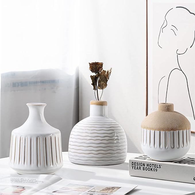 Boho Minimalist Small Ceramic Vase Set of 4 for Bedroom Living Room Office Fireplace Centerpiece Antique White Vintage Farmhouse Rustic Retro Flower Vases Home Decor Gift for Fake Plants