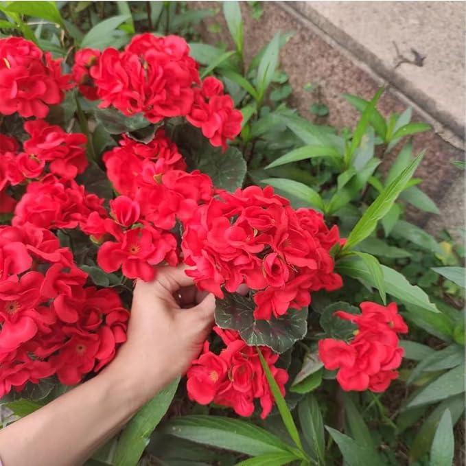 4PCS Artificial Geranium Flowers Red Faux Silk Geranium Floral Bushes 14.2 Inches for Outdoor Decor Planter Pot Indoor Garden Patio Table Centerpiece