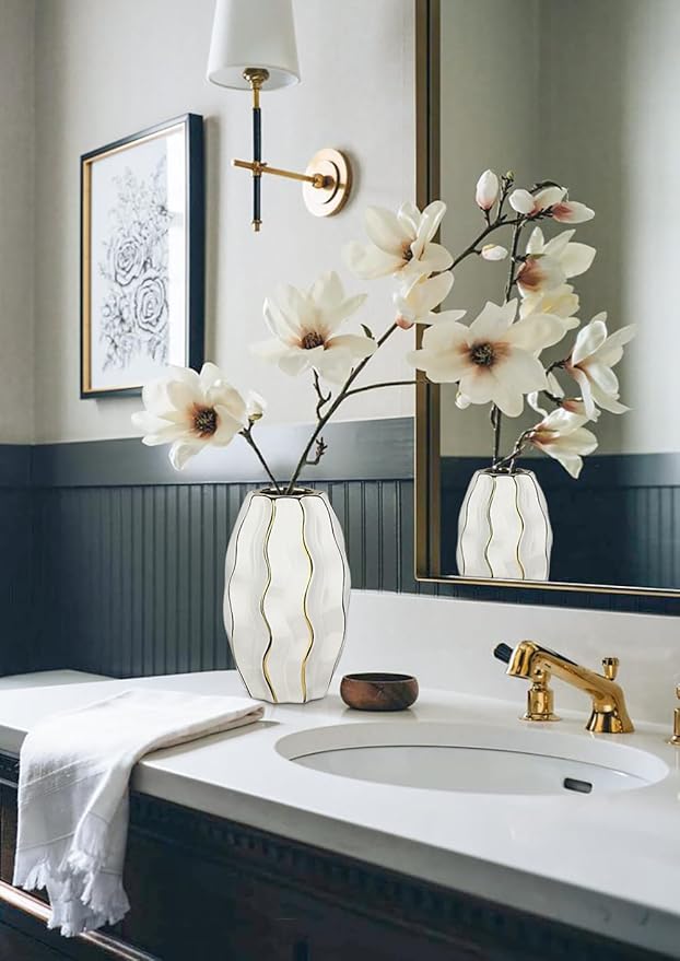 White & Gold Ceramic Flower Vase - 7.4" Modern Vertical Stripe Pottery Wave Vase | Ribbed Textured Flower Vase for Home Decor Bedroom Office Living Room Bathroom Table Centerpiece