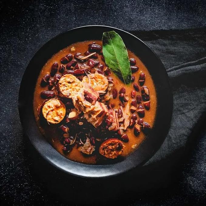 Mediterranean Bay Leaf, Bay Laurel Live Plant. Standard Variety - Laurus Nobilis. Live Plant. Fragrant, Fresh, Edible. Best for Ground Planting Outdoor. (4 Bay Laurel Plants in Cup)