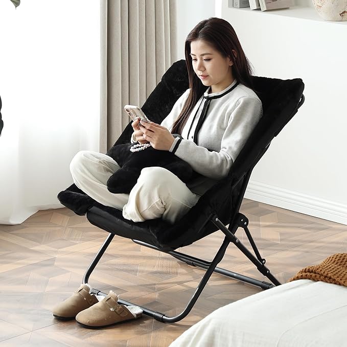 Welnow Comfy Saucer Chair, Oversized Folding Reading Chair for Adults with Throw Pillow Soft Faux Fur Lounge Chair for Bedroom Furry Accent Chair for Living Room, Dorm Rooms, Black