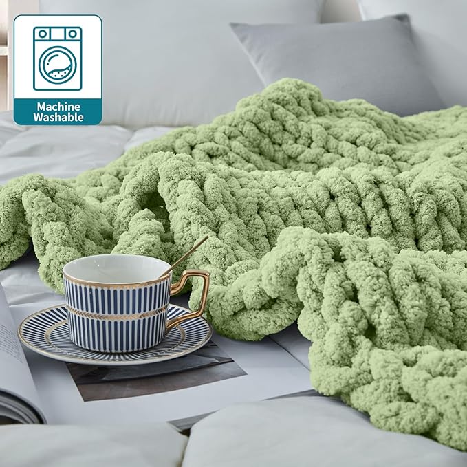 SUNYRISY Chunky Knit Blanket Throw, Luxury Soft Cozy Chenille Throw Blanket, Large Throw Bed Blanket for Couch, Sofa, Home Decor, Gift - Machine Washable, Sage Green