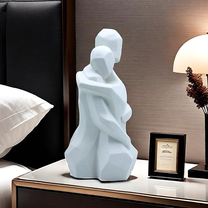 9.7 Inch Couple Sweethearts Lover Hug Ceramic Statue Figurine Sculpture Collectible Gifts for Office Home Decor Desk Accessories Decoration Figurines