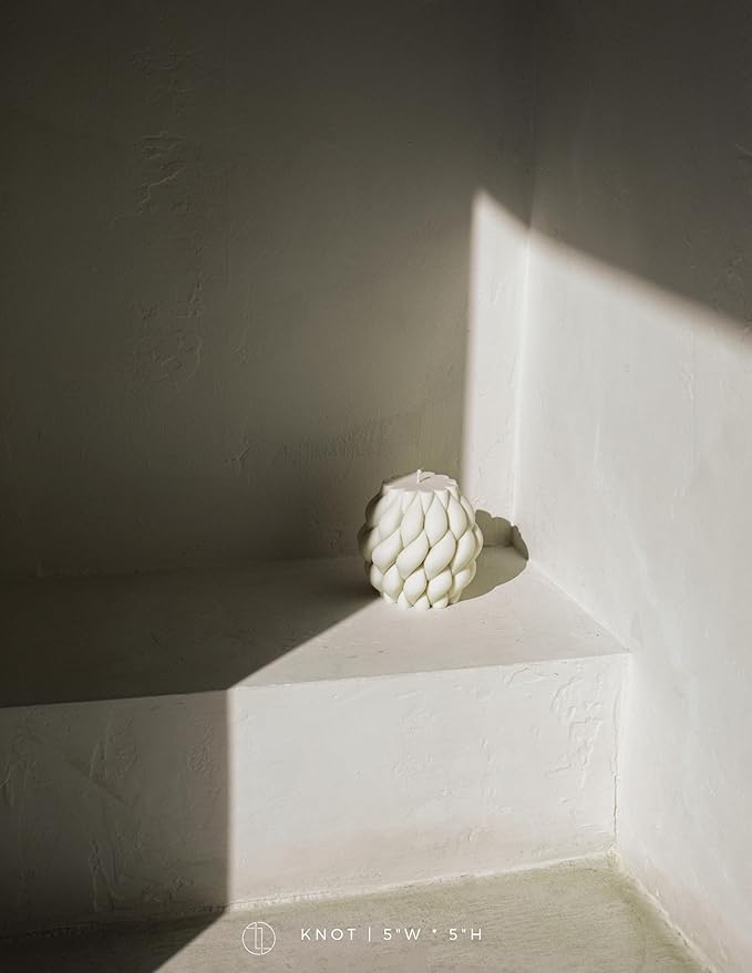 LAWA Knot Ball Candle - Large Beautiful Handmade Pillar Scented Soy Wax Elegant Bubble Aesthetic Candle Housewarming Gift Home Room Shelf Decor Idea White