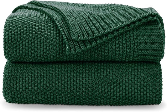 CozeCube Christmas Green Throw Blanket for Couch, Soft Cozy Cable Knit Throw for Bed Sofa Living Room, Lightweight Warm Decorative Farmhouse Christmas Blanket, 60"x80", Emerald Green