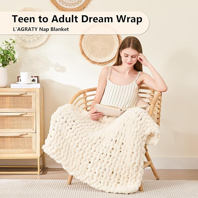 L'AGRATY Chunky Knit Blanket Throw: 30''x40'' Chenille Chunky Knitted Throw Blankets for Bed Couch - Handmade Thick Big Cable Knit Blankets - Large Crochet Rope Blanket for Home Decor(Ivory)