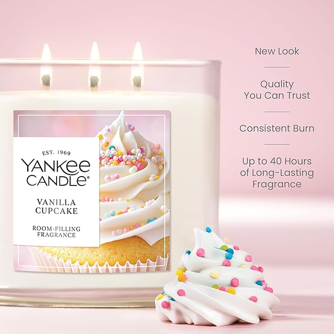 Yankee Candle 3 Wick Candle Jar, Scented Candle with up to 40 Hours of Burn Time, Premium Plant Wax Blend for Consistent Long Lasting Scent from First to Last Burn, Vanilla Cupcake