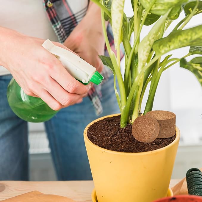 ZeeDix 200Pcs 40mm Compressed Coco Coir Fiber Potting Soil Seed Starters - Organic Coco Coir Pellet Fiber Soil for Planting Bonsai, Herbs, Flowers and Vegetables