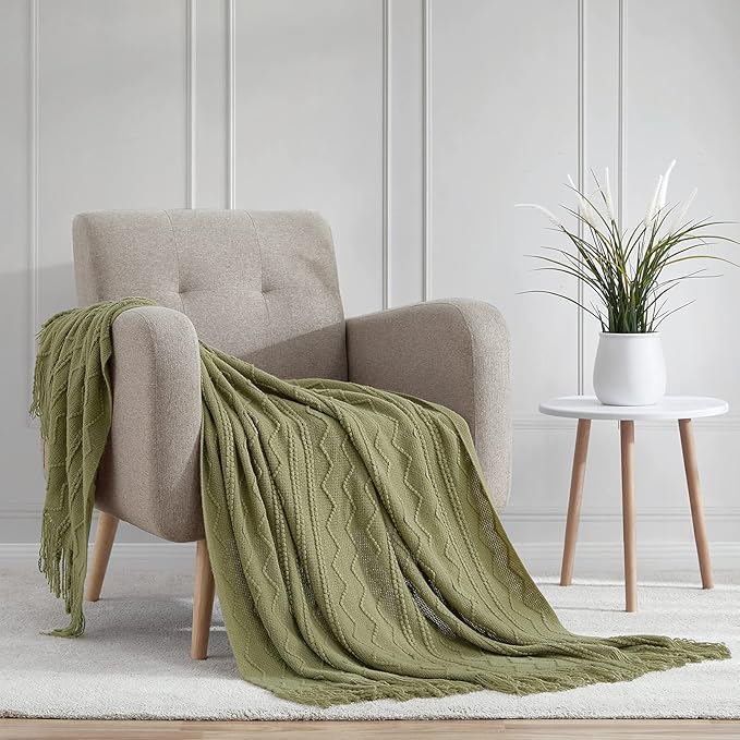 BOURINA Olive Throw Blanket 50x60 Inches Throw Textured Solid Soft Sofa Couch Decorative Knit Blanket