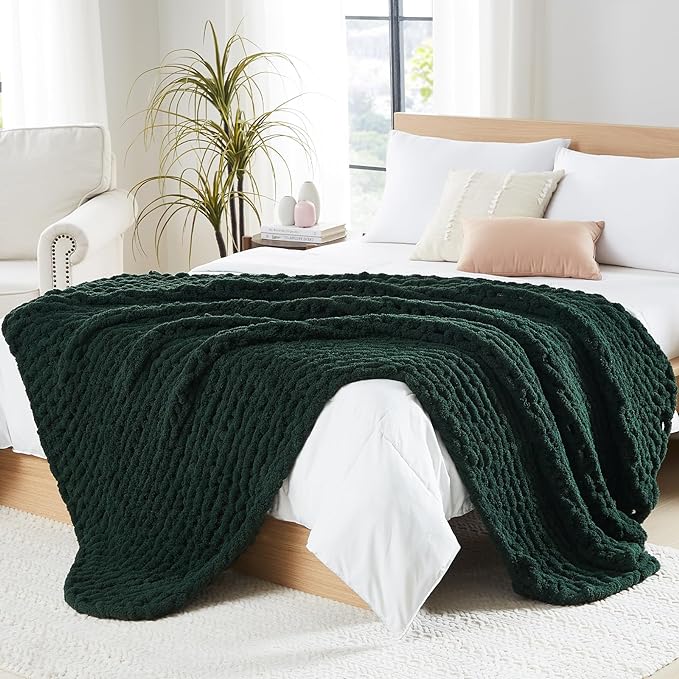 L'AGRATY Chunky Knit Blanket Throw: 50''x60'' Chenille Chunky Knitted Throw Blankets for Bed Couch - Handmade Thick Cable Knit Blanket - Large Crochet Rope Blankets for Home Decor(Olive Green)