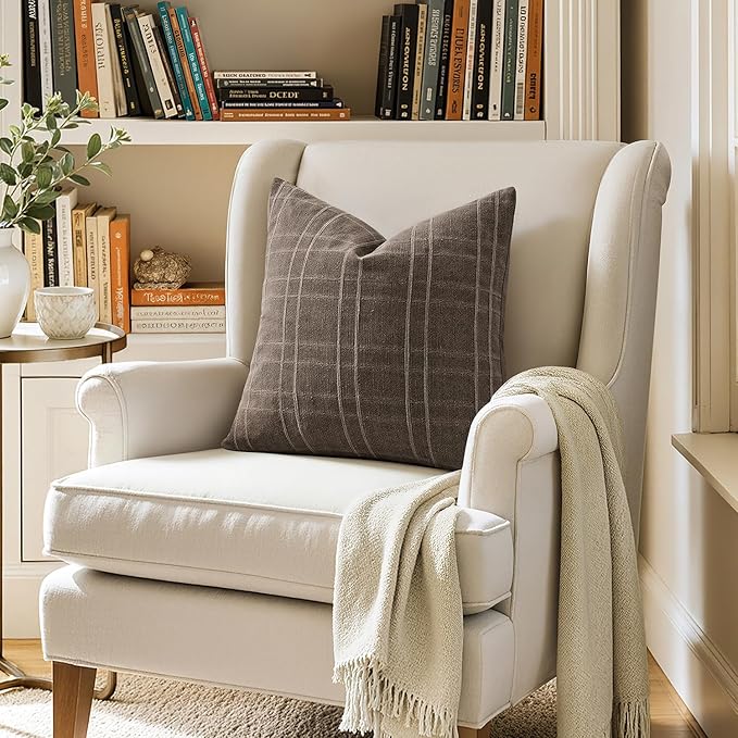 MIULEE Decorative Linen Check Throw Pillow Covers Neutral Farmhouse Vintage Pillow Covers 20x20 Set of 2 Boho Modern Winter Home Decor for Sofa Couch Bedroom Cushion Brown