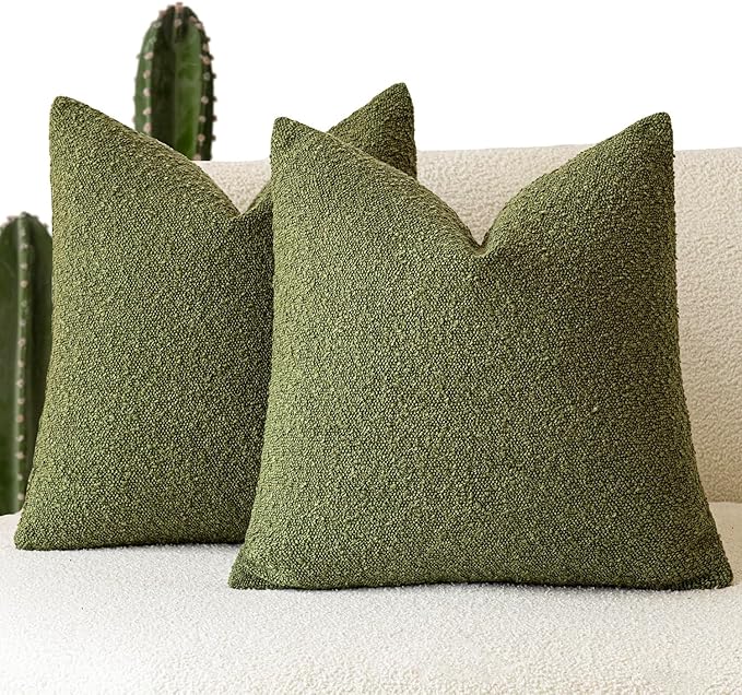 Foindtower Pack of 2 Modern Textured Boucle Throw Pillow Covers Accent Solid Decorative Pillow Cases Cozy Woven Couch Cushion Case for Chair Sofa Bedroom Living Room Home Decor, 18 x 18 Inch,Green