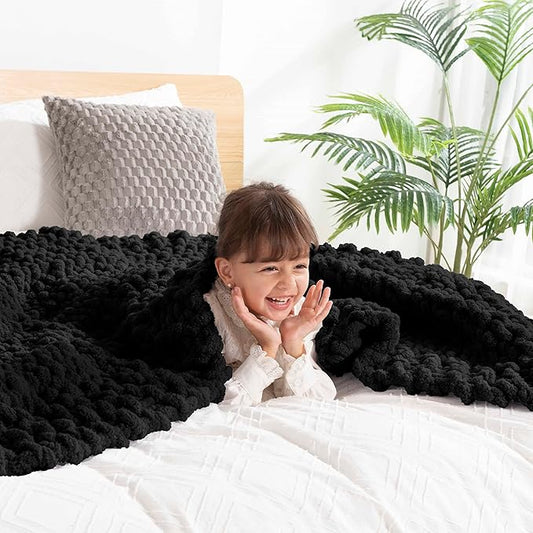 clootess Chunky Knit Blanket Knitted Throw Crochet Chenille Yarn Woven for Bed Sofa Textured Thick Cable Decor (Black 40x60 in)