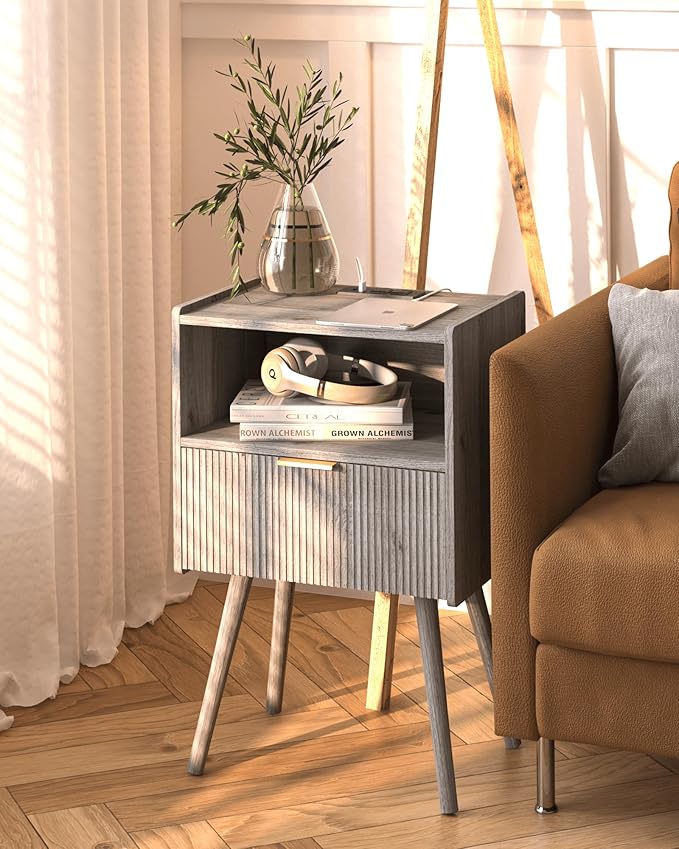 Nightstand with Outlet,Modern Bedside Table with Storage Drawer and Open Wood Shelf, for Living Room, Bedroom and Small Spaces, Accent Night Stand with Solid Wood Legs, Easy Assembly,Grey Oak