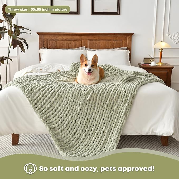 Soft Chunky Knit Blanket, 50X60 Inch Handmade Thick Chenille Yarn Throw Without Shedding & Raveling, Aesthetic & Cozy Home Decor with Couch Sofa Bed, Gift Pack, Sage Green