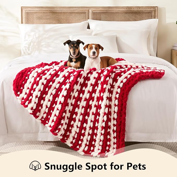 L'AGRATY Chunky Knit Blanket Throw - Soft Chunky Throw Blanket 40x50: 100% Hand Kintted Chenile Crochet Throw Blanket for Couch - Large Cable Knit Chunky Blanket for Home Decor(Red and White)