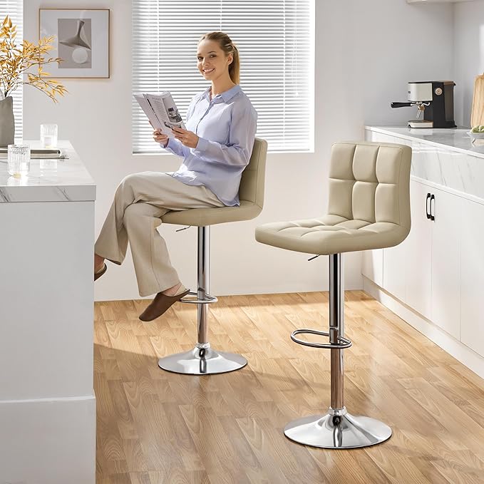 Yaheetech Bar Stools Set of 4, Adjustable PU Leather Swivel Barstools, Modern Counter Stools with Back and Footrest, Counter Height Barstools for Bar, Kitchen, Dining Room, Khaki