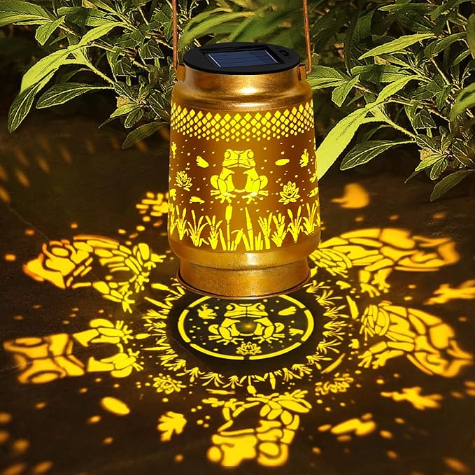 Frog Solar Lanterns Outdoor Waterproof with Shepherd Hook,Christmas Decorations Birthday Gift for Women Mom Grandma,Hanging Solar Lights,Cute Frog Decor for Outside Yard,Patio,Lawn,Garden Accessories
