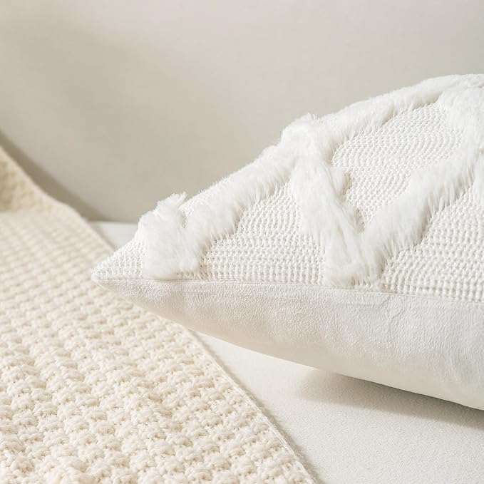 Set of 2 Soft Moroccan Throw Pillow Covers 20x20 Inch Plush Boho Decorative Pillow Cover Accent Cushion Case for Couch Sofa Bed, Cream White