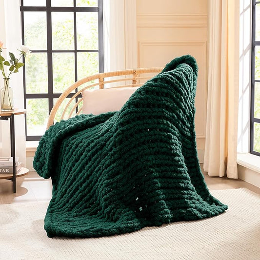 L'AGRATY Chunky Knit Blanket Throw - Soft Chunky Throw Blanket 40x50: 100% Hand Kintted Chenile Crochet Throw Blanket for Couch - Large Cable Knit Chunky Blanket for Home Decor(Olive Green)