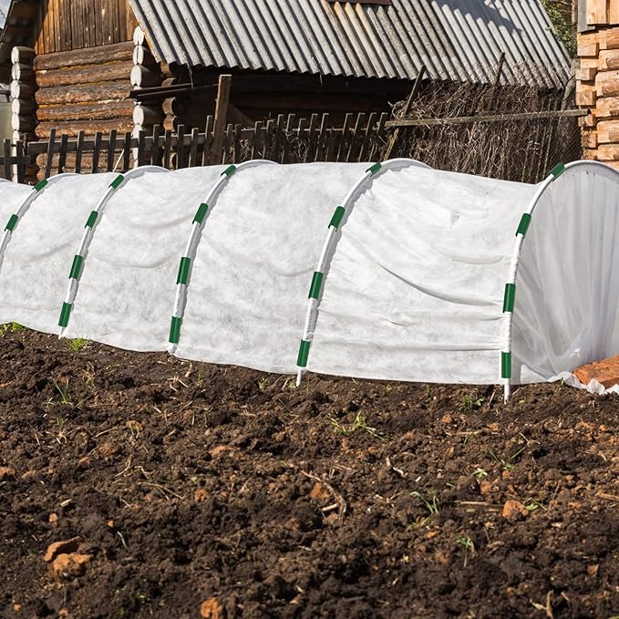 Jetec 16 Pcs PVC Pipe Clamps Greenhouses Strap Clips 2.4 Inches Long Summer PVC Water Pipe Clamps Strap Clips for Woodworking(for 1/2 Inch PVC Pipe,Green)