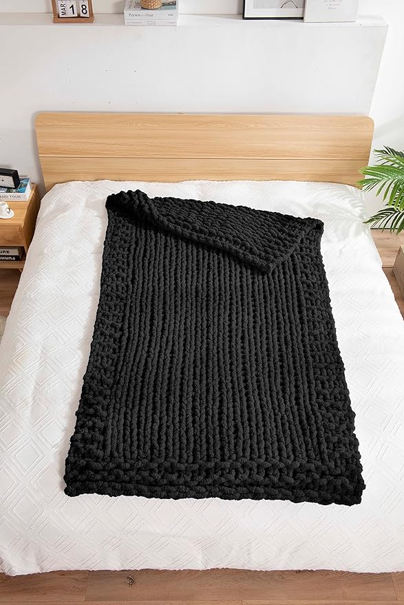 clootess Chunky Knit Blanket Knitted Throw Crochet Chenille Yarn Woven for Bed Sofa Textured Thick Cable Decor (Black 40x60 in)