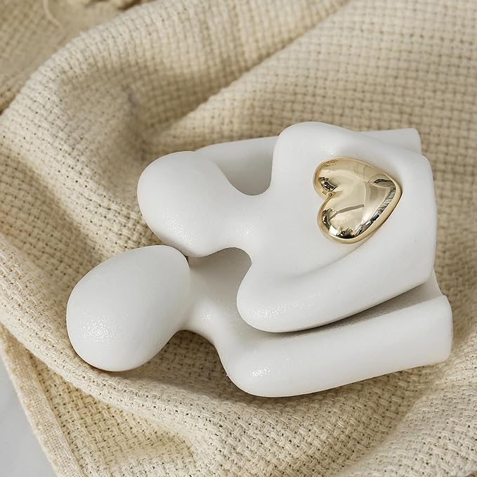 Hugging Couple Statue Ceramic Lover Figurine Home Decor is a Romantic Gift for Her on Wedding Anniversary and Valentines, TV Stand Decoration Knick Knacks for Shelves (M)