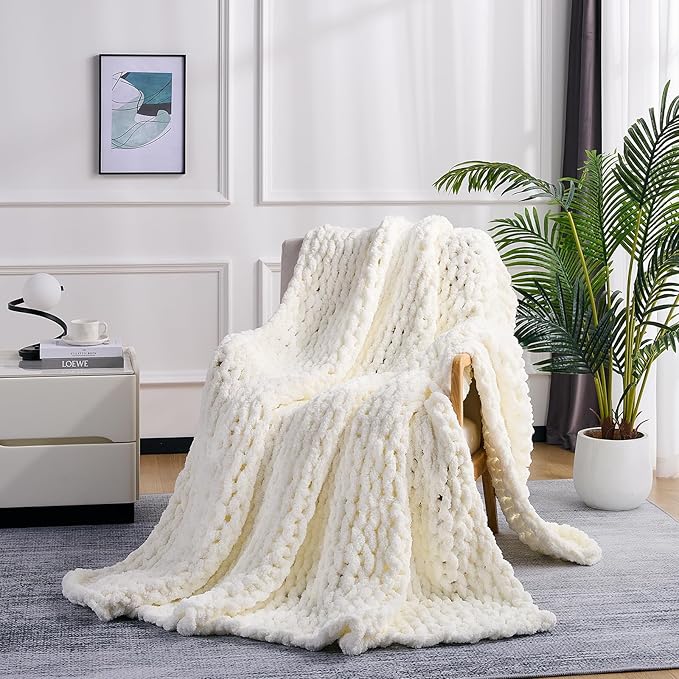 L'AGRATY Chunky Knit Blanket Throw: 72''x84'' Chenille Chunky Knitted Throw Blanket for Bed Couch - Handmade Thick Big Cable Knit Blanket - Large Chunky Crochet Blanket for Home Decor(Cream White)