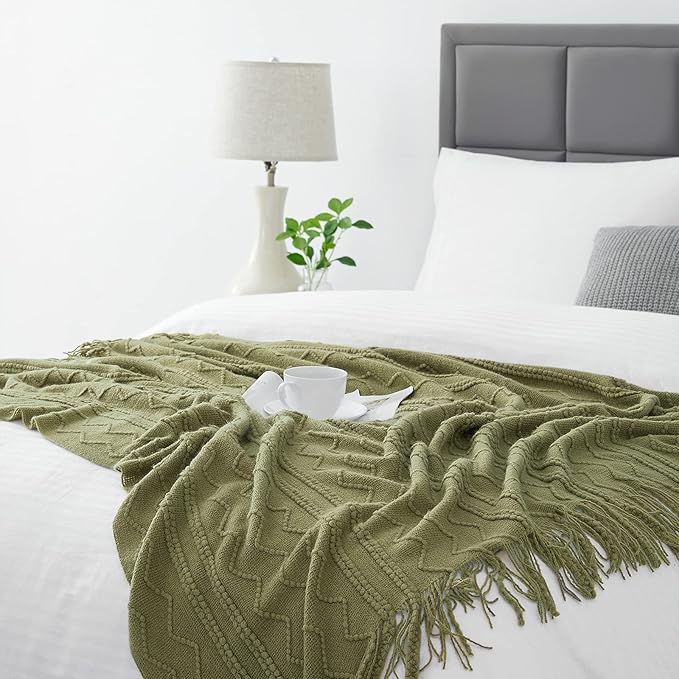 BOURINA Olive Throw Blanket 50x60 Inches Throw Textured Solid Soft Sofa Couch Decorative Knit Blanket
