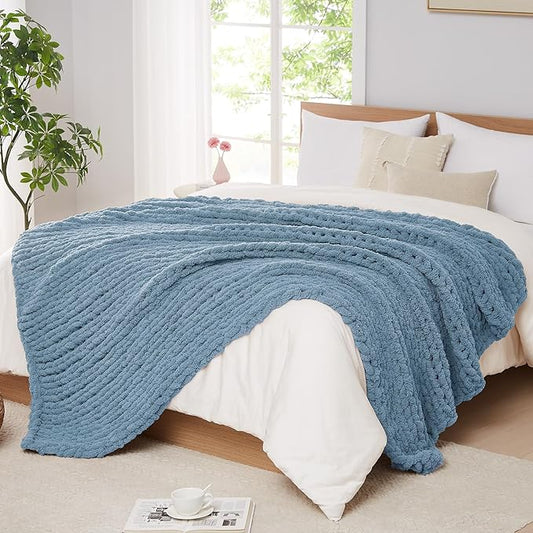 L'AGRATY Chunky Knit Blanket Throw: 80''x90'' Chenille Chunky Knitted Throw Blankets for Bed Couch - Handmade Thick Big Cable Knit Blanket - Large Crochet Rope Blankets for Home Decor(Airy Blue)