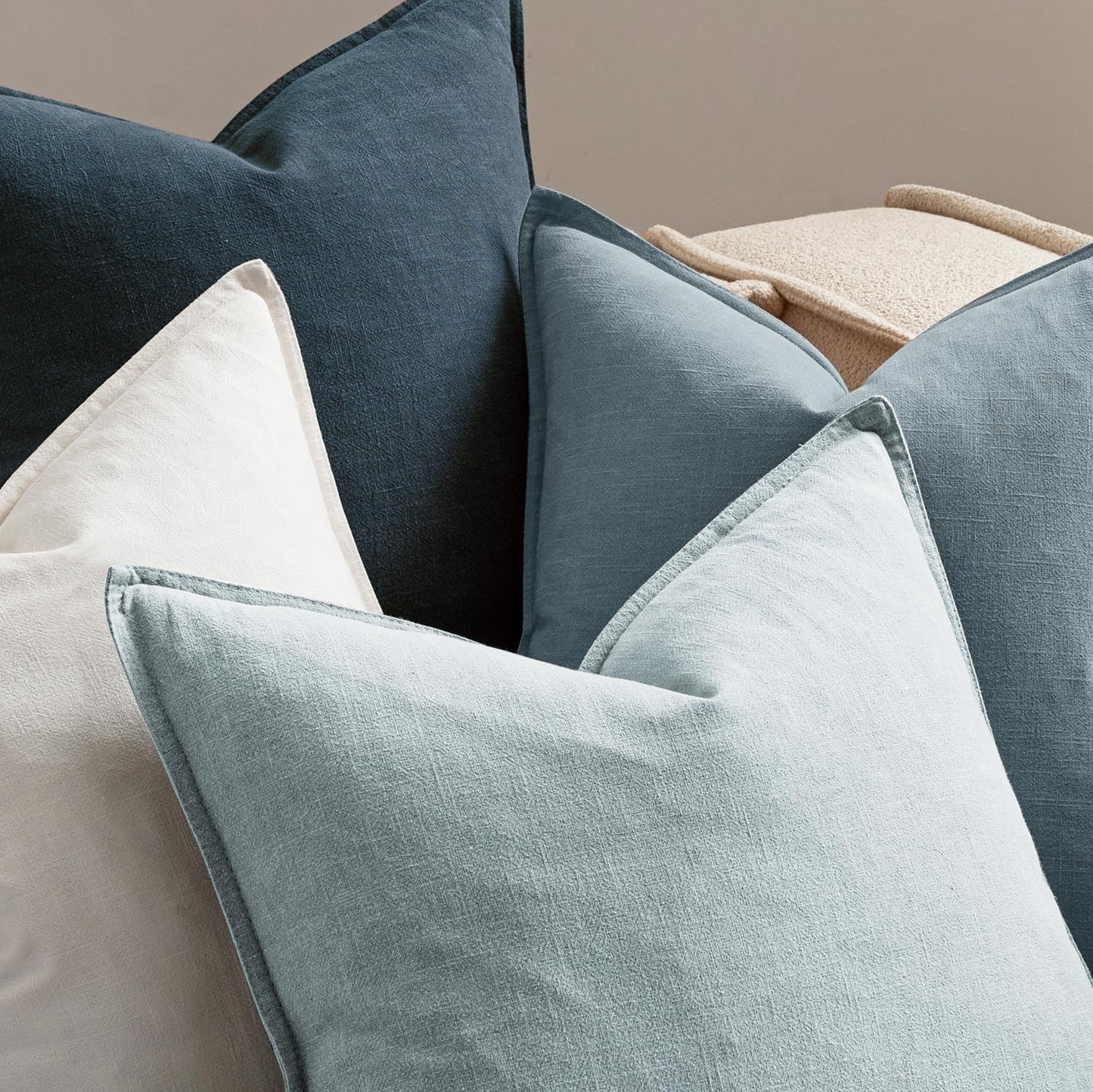 MIULEE Blue Pillow Covers Pack of 4 Christmas Decorative Natural Solid Throw Pillow Covers Soft Accent Boho Farmhouse Couch Pillowcases Modern Home Decors for Living Room Bed Sofa 18x18 Inch