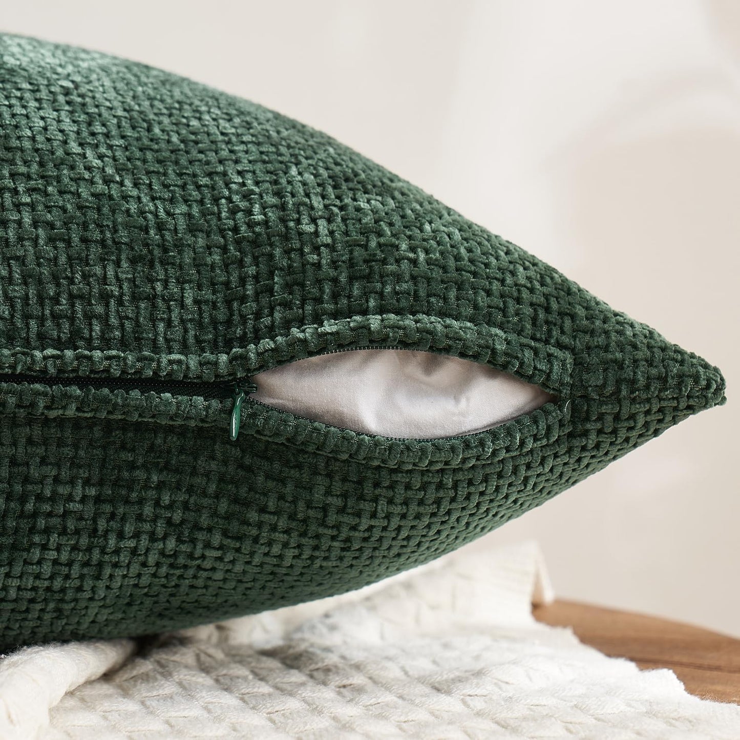 MIULEE Christmas Pack of 4 Couch Throw Pillow Covers 16x16 Inch Green Soft Decorative Chenille Pillow Covers Farmhouse Accent Cushion Covers for Boho Home Decor Sofa Bedroom Living Room