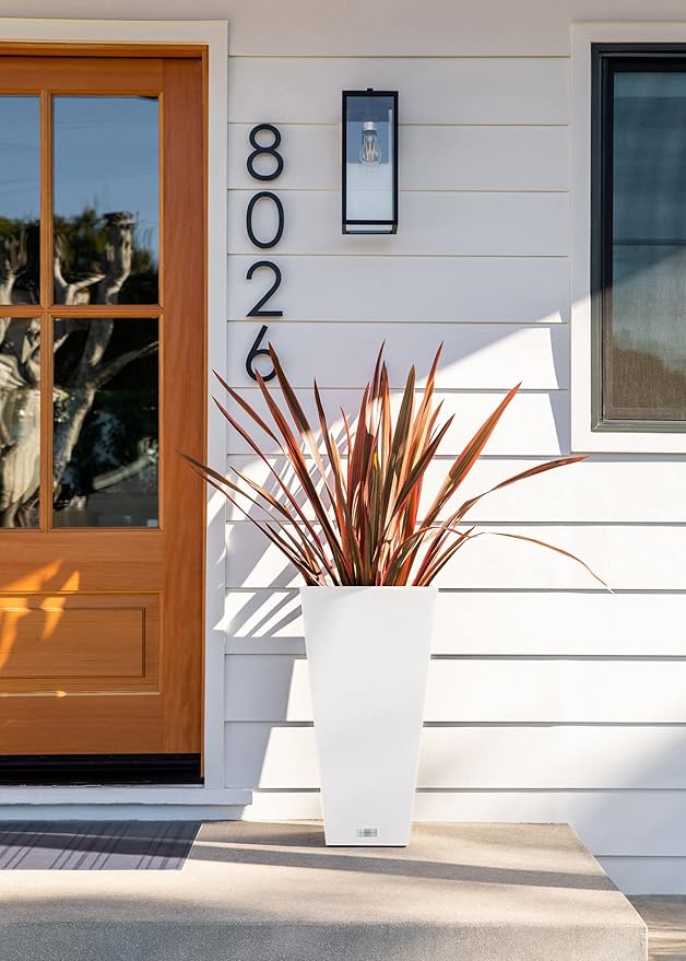 Veradek V-Resin Indoor/Outdoor Taper Planter (30 inch, White)