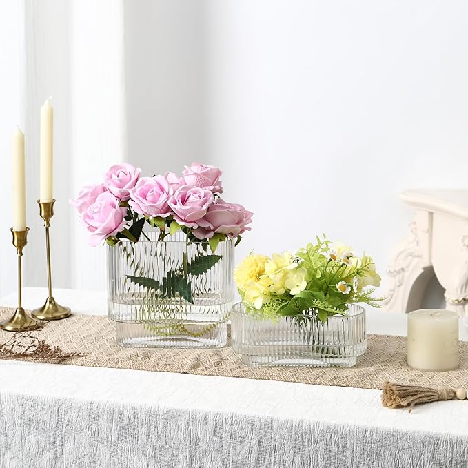Short Glass Vases, Set of 2 Clear Glass Vases for Tulips, Ribbed Vase for Flowers, Modern Small Vase for Living Room, Dining Room, Bathroom, Desk, Shelf, Wedding, Office