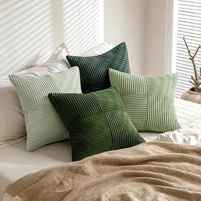 MIULEE Christmas Green Decorative Throw Pillow Covers 24x24 Inch Set of 4 Boho Farmhouse Cushion Covers Mordern Nordic Pillow Cases Soft Corduroy Gradient Home Decor for Couch Sofa Living Room Bed