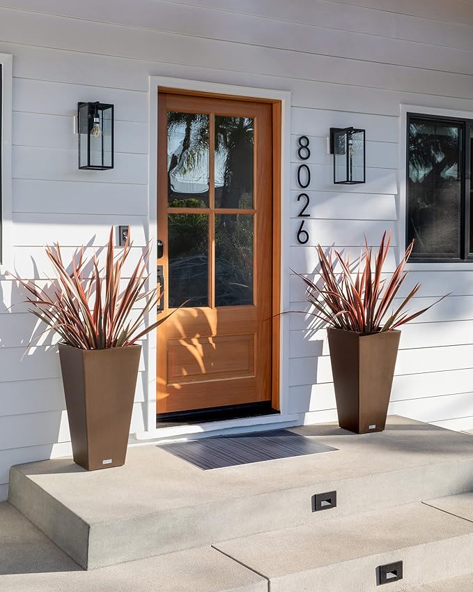 Veradek V-Resin Indoor/Outdoor Taper Planter, Set of 2 (30 inch, Espresso)