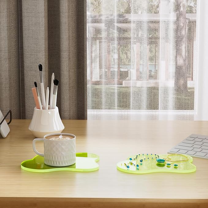 Acrylic Coaster for Desk, Clear Bar Drink Coaster, Clear Cloud Shape Coffee Cup Coaster, Perfect for Tabletop Protection and Accessories Display.