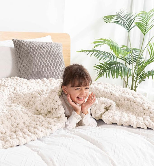 clootess Chunky Knit Blanket Knitted Throw Crochet Chenille Yarn Woven for Bed Sofa Textured Thick Cable Decor (Beige 40x60 in)