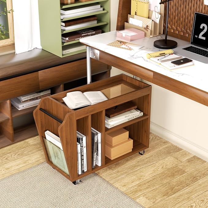 Movable End Table with Brakeable Wheels, Sofa Side Table with Magazine Holder, Removable Layer Board & Storage Compartments - Nightstand, Narrow Side Table, Bedside Table, Living Room, Bedroom (Brown)