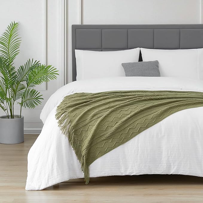 BOURINA Olive Throw Blanket 50x60 Inches Throw Textured Solid Soft Sofa Couch Decorative Knit Blanket