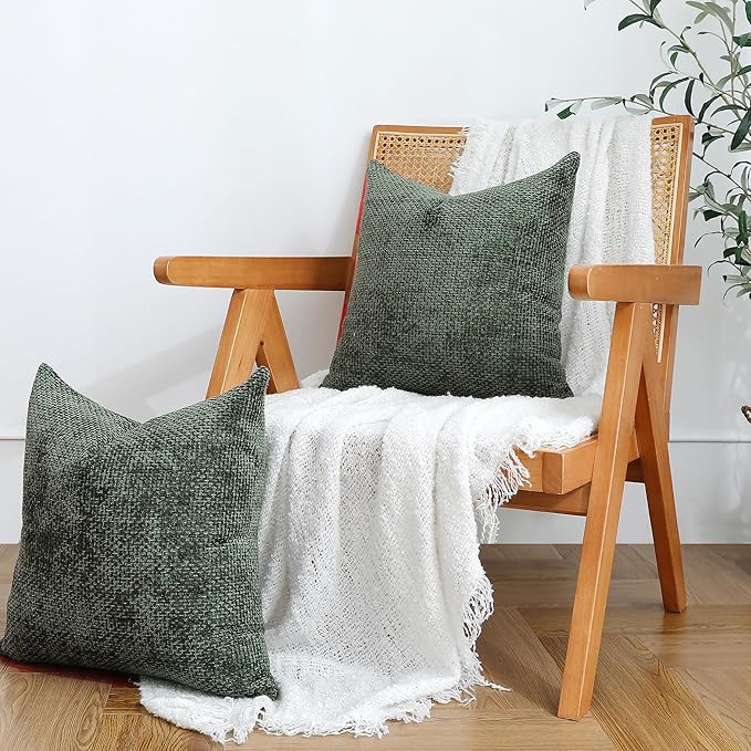 Stellhome Pack of 2 Woven Textured Decorative Throw Pillow Covers Soft Chenille Accent Luxury Cushion Cases for Living Room Couch Bed Sofa Farmhouse Boho Home, 16x16 inch, Hunter Green