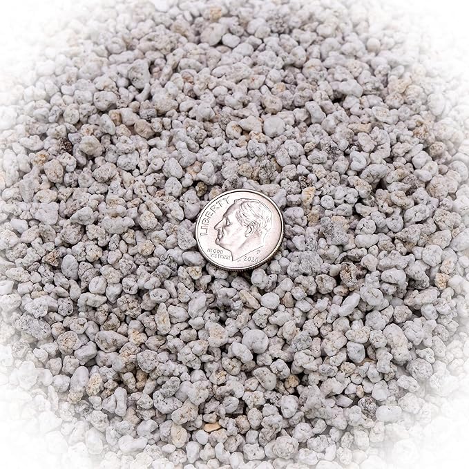 Organic Photoperiod Plants Potting Soil Mix - Perfect Balance of Nutrients, Drainage, and Aeration for Thriving Photoperiod Plants - 20 Quart