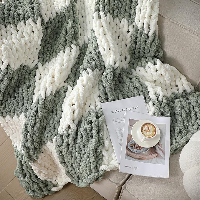 Tudomro Checkered Chunky Knit Throw Blanket for Couch 50 x 60 Inches Neutral Modern Decor 100% Hand Knitted Cozy Soft Large Rope Knot Crochet Blankets for Sofa Bed Living Room (Ivory and Sage Green)
